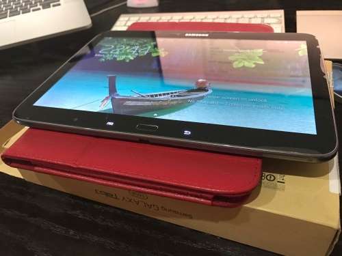 Samsung Galaxy Tab 3 10.1"  16GB LTE GT-P5220