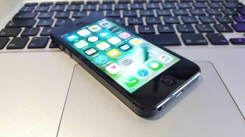 iPhone 5 16GB Space Gray (6 Month Warranty)