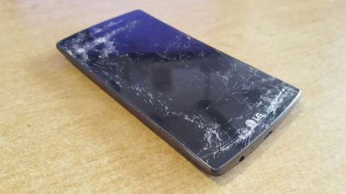 LG G4 Black (Cracked screen - dead)