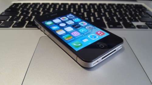 Classic! - iPhone 4 16GB Black
