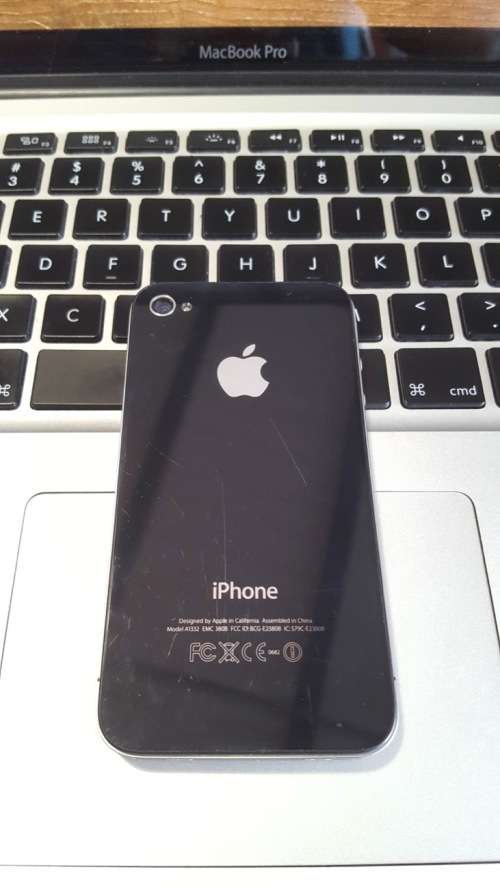 Classic! - iPhone 4 16GB Black