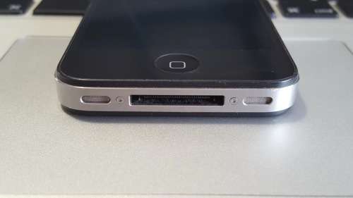 Classic! - iPhone 4 16GB Black