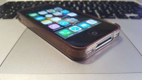 iPhone 4s 32GB Black (Free Cover)