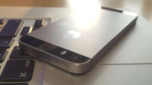 iPhone 5s 16GB Space Gray (6 Month Warranty)