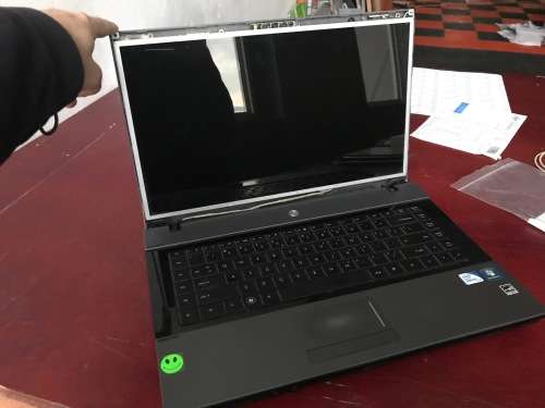 HP 620 Laptop (Broken LCD)