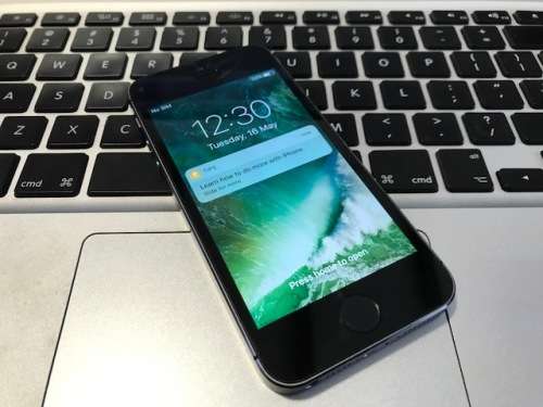 iPhone 5s 64GB Space Gray (6 Month Warranty)