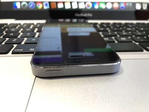 iPhone 5s 64GB Space Gray (6 Month Warranty)