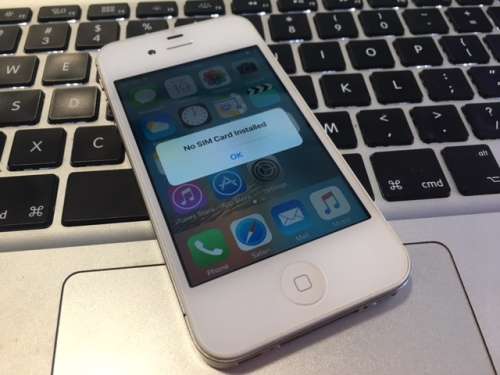 Apple iPhone 4s 16gb White - Golden Oldie