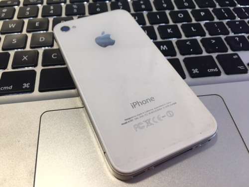 Apple iPhone 4s 16gb White - Golden Oldie