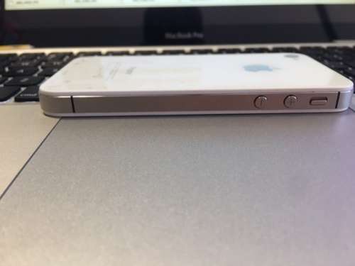 Apple iPhone 4s 16gb White - Golden Oldie