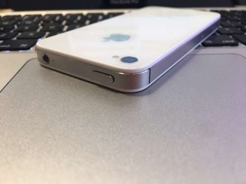 Apple iPhone 4s 16gb White - Golden Oldie