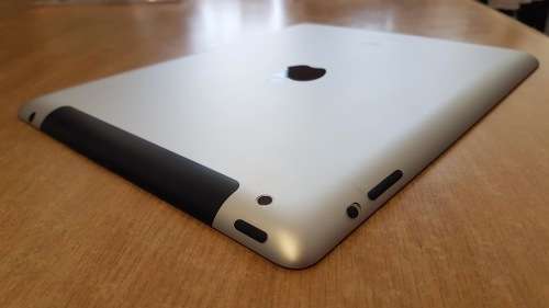 iPad 2 16GB Black WiFi + 3G {Great condition}