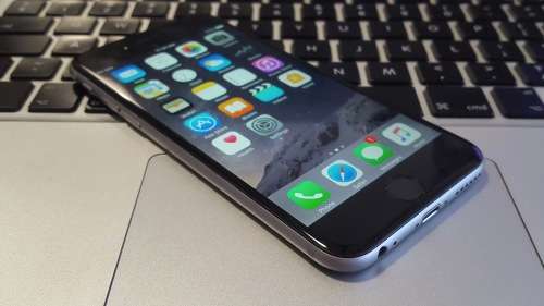 iPhone 6 64GB Space Gray {Good condition} (6 Month Warranty)