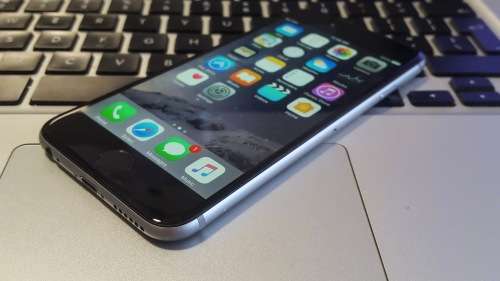 iPhone 6 64GB Space Gray {Good condition} (6 Month Warranty)