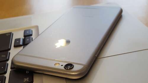 iPhone 6 64GB Space Gray {Good condition} (6 Month Warranty)