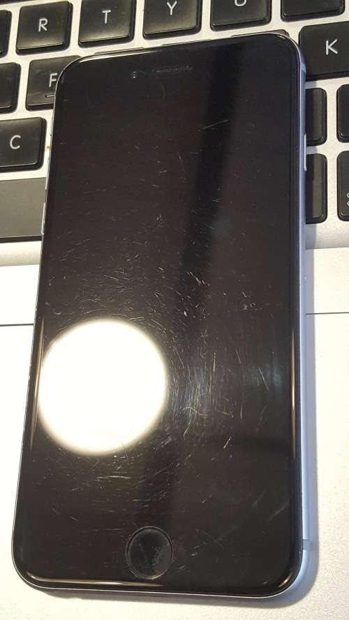 iPhone 6 64GB Space Gray {Good condition} (6 Month Warranty)