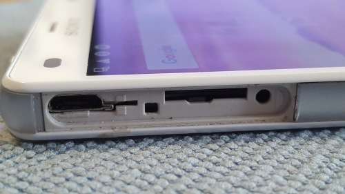 Sony Xperia Z3 Compact 16GB White {cracked back glass}