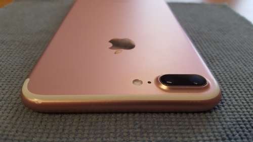 iPhone 7 plus 32GB Rose Gold {Fantastic Condition} (6 Month Warranty)