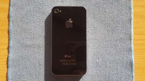 iPhone 4s 16GB Black {Good Condition} (6 Month Warranty)