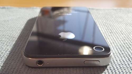 iPhone 4s 16GB Black {Good Condition} (6 Month Warranty)