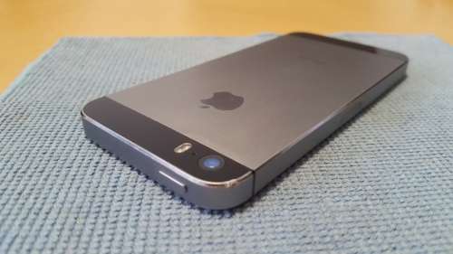 iPhone 5s 16GB Space Grey {Good Condition 6.5/10} (6 Month Warranty)