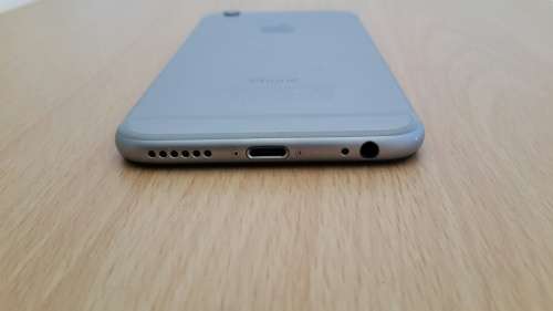 iPhone 6 64GB Spacegray + Extras (Bargain buy)