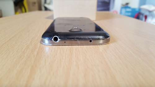 Samsung S4 Mini (Dead LCD) Great for spares