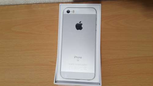 iPhone SE 16GB Silver Classic - Weekend Special - 6 Month Warranty