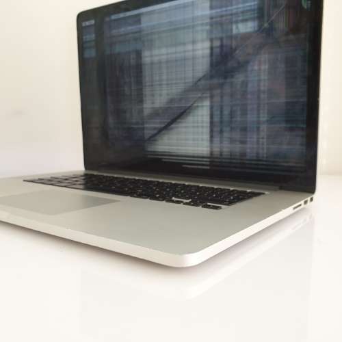 MacBook Pro "Core i7" 2.5 15" Mid 2014 (DG) 512GB SSD 16GB RAM - For Parts