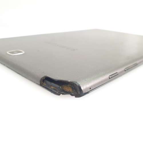 Samsung Galaxy Tab A 9.7 16GB (2015) (Wifi + LTE) - Cracked Screen