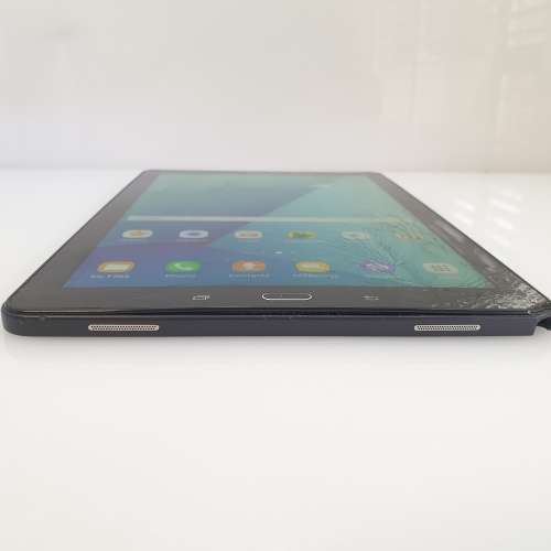 Samsung Galaxy Tab A 10.1 (2016) 16GB - Cracked Screen