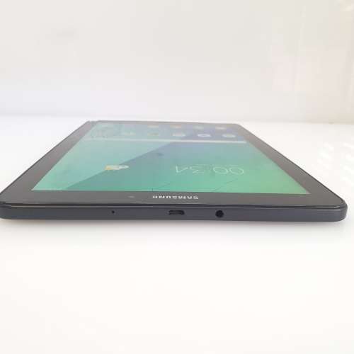 Samsung Galaxy Tab A 10.1 (2016) 16GB - Cracked Screen