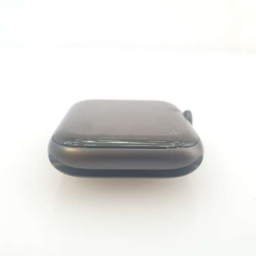 Apple Watch Series 4 Nike+ 44mm Space Gray - Cracked Screen