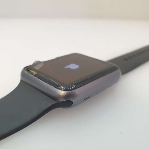 Apple Watch Series 1 Space Gray - Cracked Screen