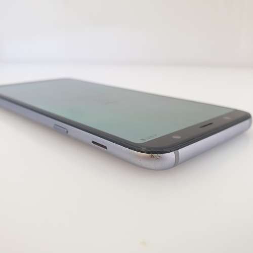 Samsung Galaxy A6 Plus 32GB - Cracked Screen