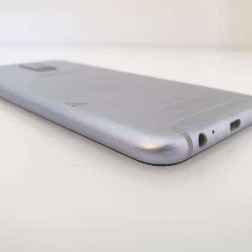 Samsung Galaxy A6 Plus 32GB - Cracked Screen