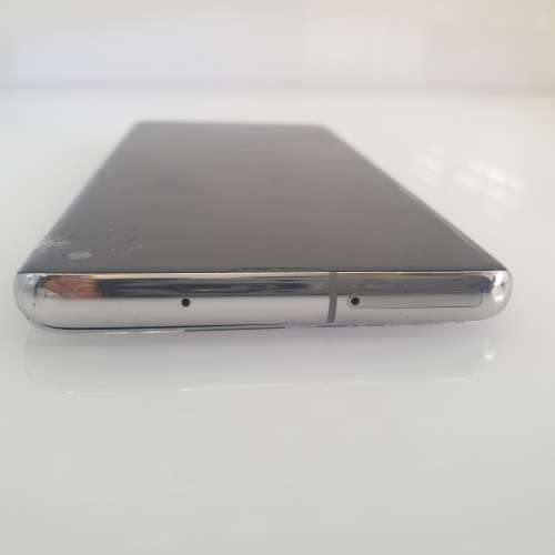 Samsung Galaxy S10 - Dead LCD - Cracked Back