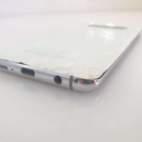 Samsung Galaxy S10 - Dead LCD - Cracked Back