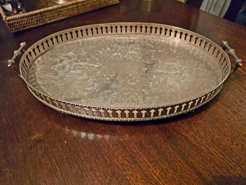 Tray Silver A1 Plated gallery tray