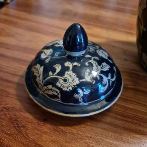 Ginger Jar Gorgeous Blue Hand-made Lidded Urn / Ginger Jar. Beautiful florals! Pristine condition.