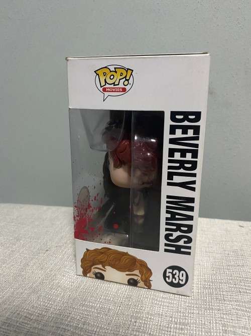 FUNKO POP!! BEVERLY MARSH!! CHASE!!