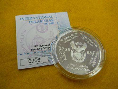 SA MINT International Polar Year Sterling Silver R2 Crown no: 966 of 2000, mint in Box
