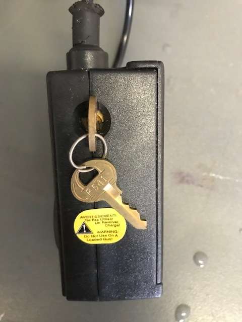 CLEARANCE SALE - LOT OF 4 BATTERY POWERED CABLE LOCKS WITH ALARM