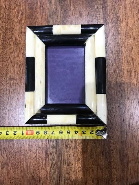 BOX OF 4 HANDMADE PICTURE FRAMES, 4 DIFFERENT STYLES AVAILABLE