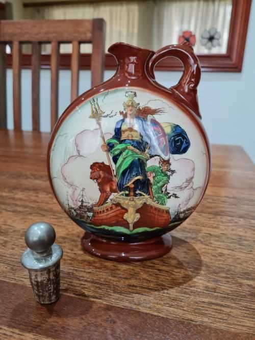 RARE -  Royal Doulton Kingsware Dewars Whisky Peace Circular Flask/Decanter No.181 Rd670019