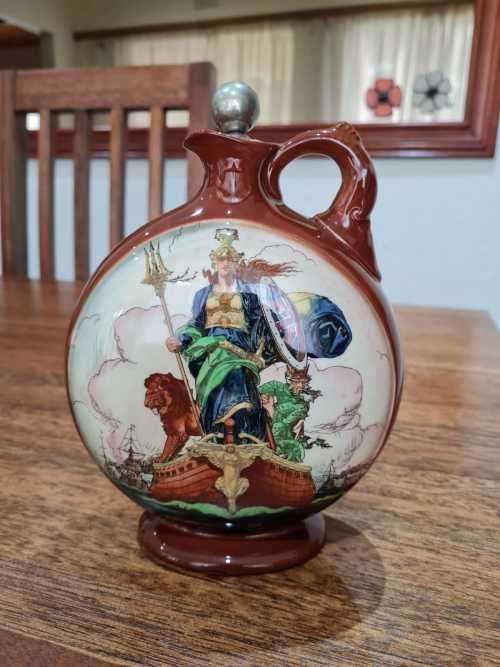 RARE -  Royal Doulton Kingsware Dewars Whisky Peace Circular Flask/Decanter No.181 Rd670019