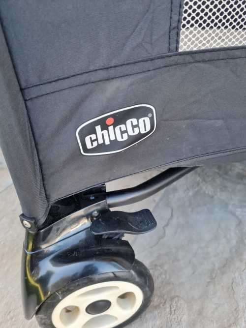 Chicco Lullaby Playard - used but in great condition