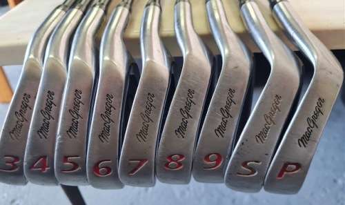MACGREGOR MC500 GRAPHITE SHAFT GOLF CLUB SET - 9 PIECE - IMMACULATE CONDITION - DONT MISS OUT