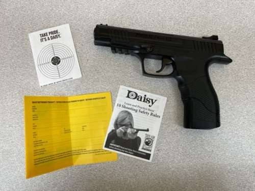 ORIGINAL - LIKE NEW DAISY POWERLINE 415 GAS PISTOL - .177 CAL