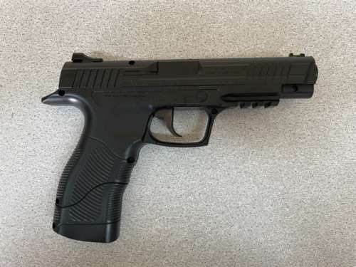 ORIGINAL - LIKE NEW DAISY POWERLINE 415 GAS PISTOL - .177 CAL